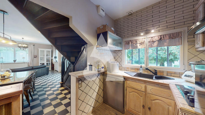 Maison - 120 m² - 5 pièces