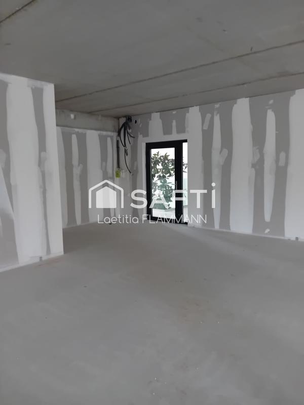 Local commercial - 154 m² - 1 pièce