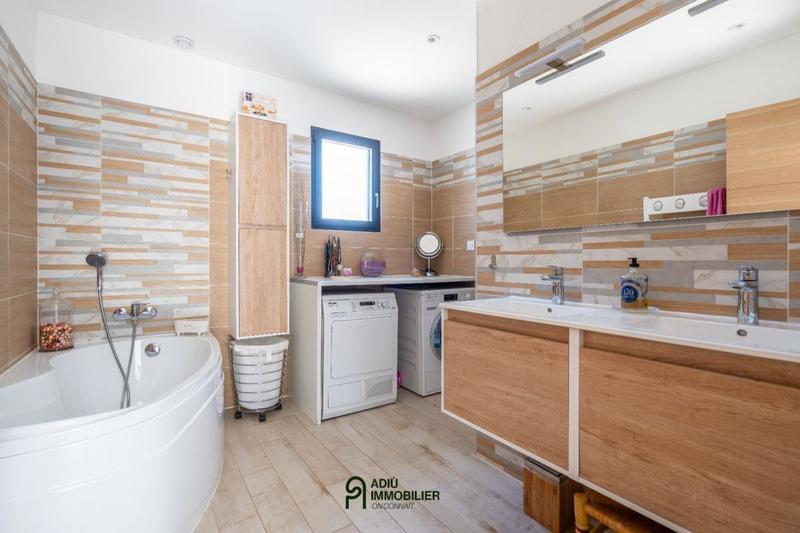 Villa - 115 m² - 6 pièces