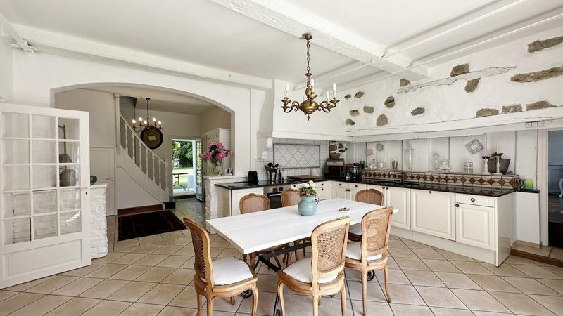 Maison bourgeoise - 400 m² - 10 pièces