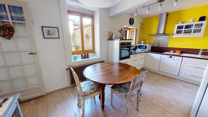 Maison de village - 118 m² - 4 pièces