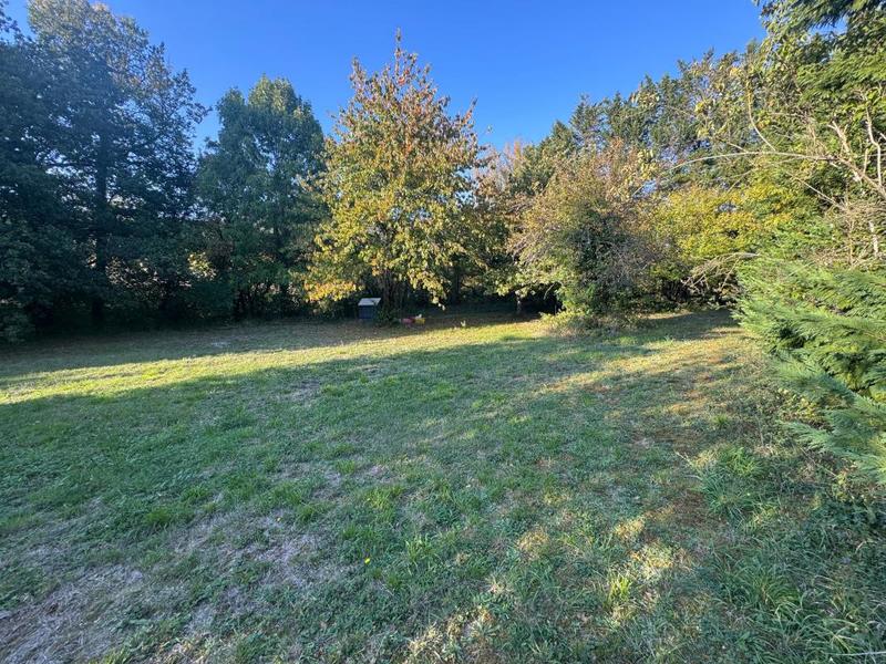 Terrain constructible - 1 000 m²