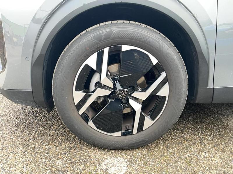 Peugeot 2008 II 100 ch Allure