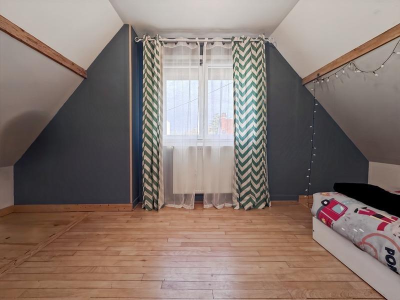 Maison - 85 m² - 4 pièces