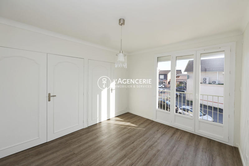 Appartement - 81 m² - 4 pièces