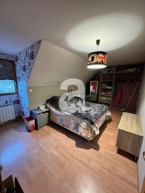 Maison - 144 m² - 9 pièces