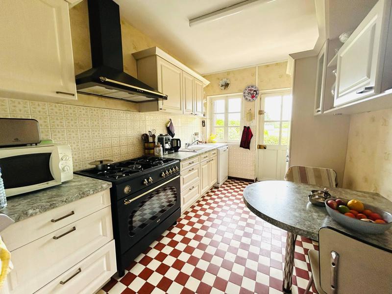 Villa - 121 m² - 6 pièces