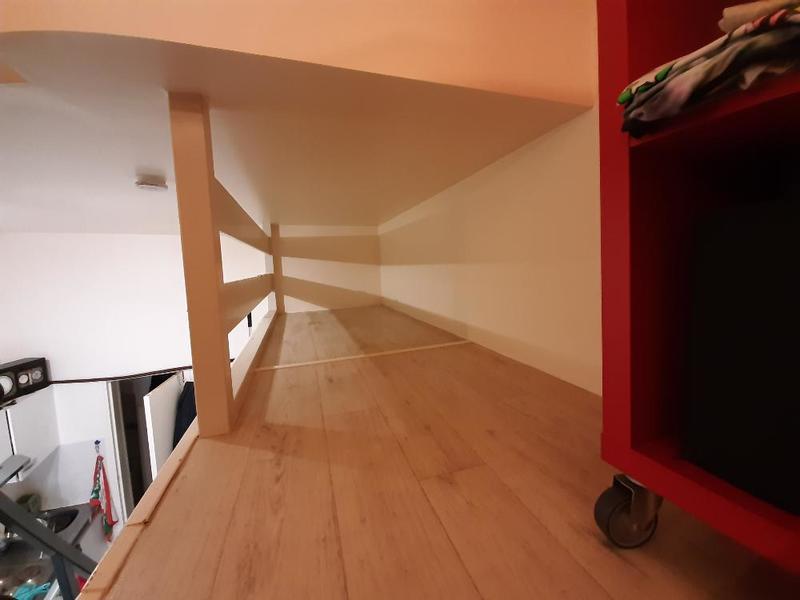 Studio - 14 m² - 1 pièce