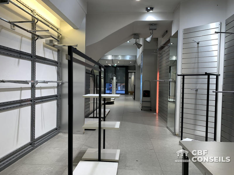 Local commercial - 186 m²