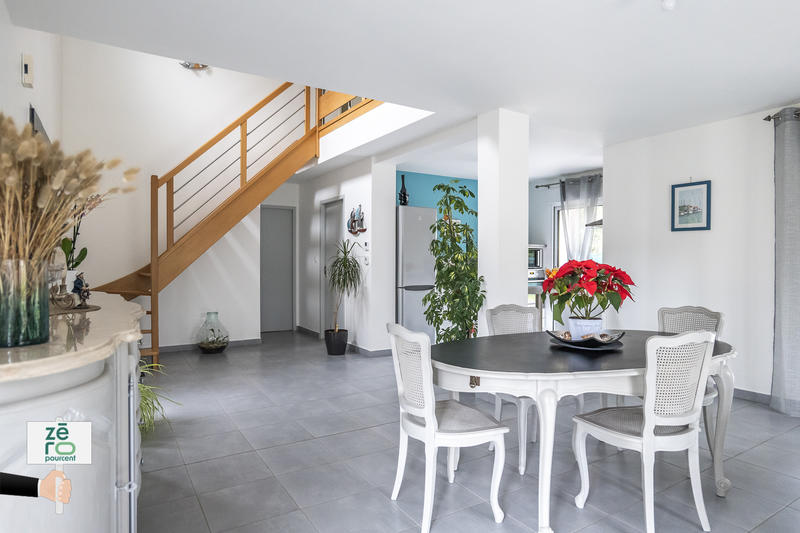 Maison - 101 m² - 3 pièces