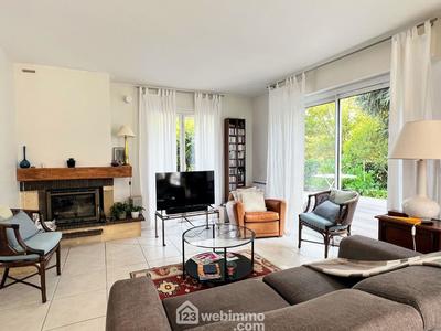 Maison - 152 m² - 6 pièces