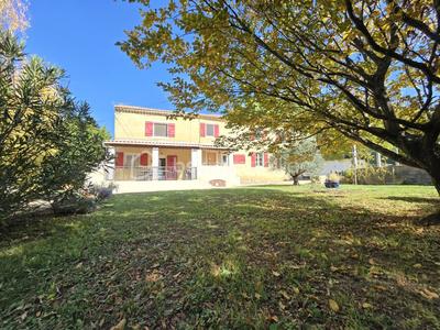 Corps de ferme - 142 m² - 6 pièces