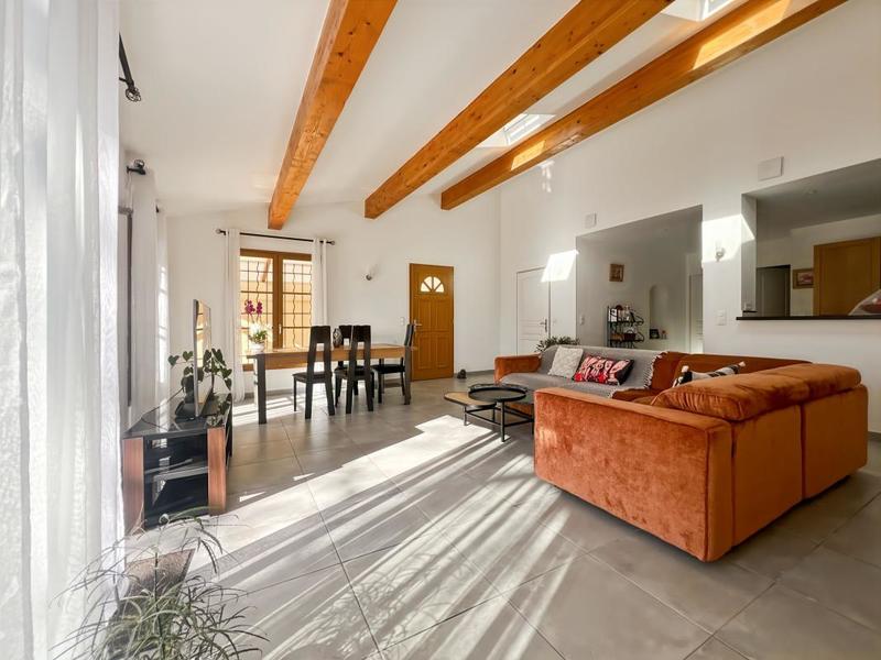 Appartement - 137 m² - 4 pièces