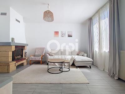 Maison - 138 m² - 5 pièces