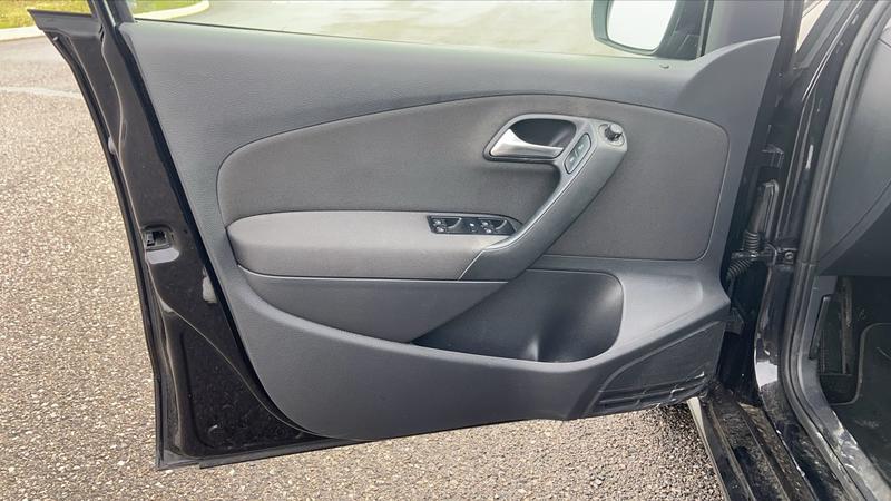 Volkswagen Polo V 1.4 85 Confortline