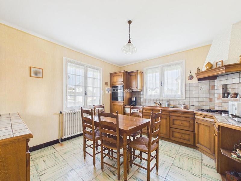 Maison - 153 m² - 7 pièces