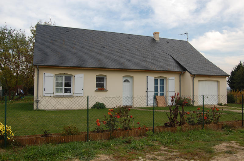 Maison - 98 m² - 4 pièces