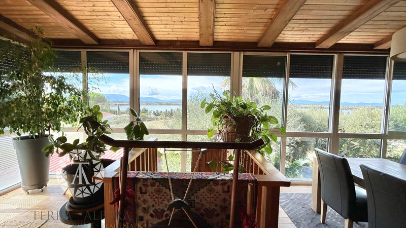 Villa - 225 m² - 7 pièces