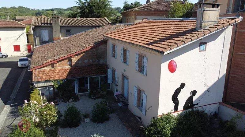 Maison de village - 87 m² - 3 pièces