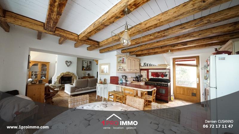 Maison - 100 m² - 5 pièces