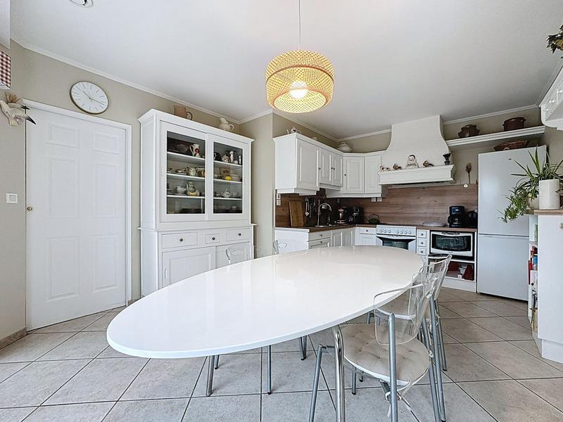 Maison ancienne - 208 m² - 6 pièces