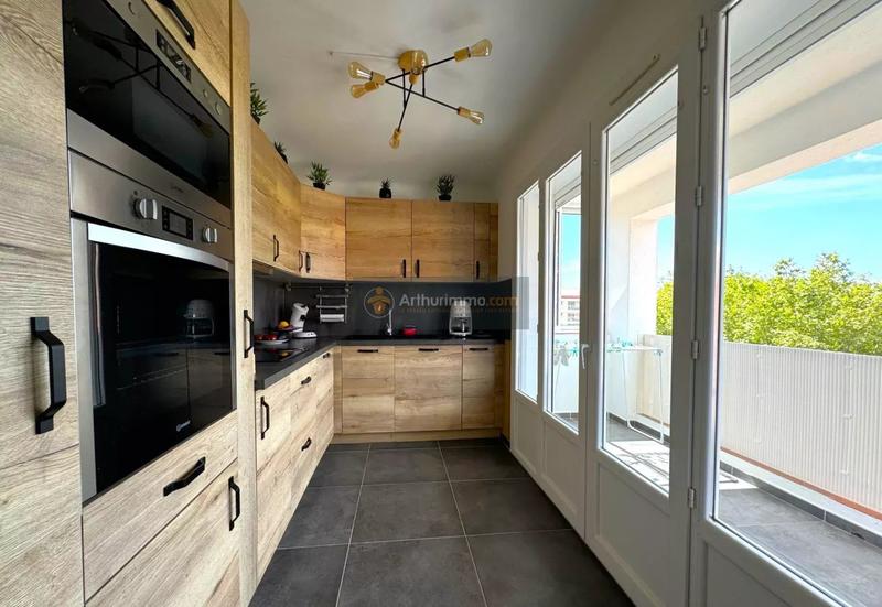 Appartement - 67 m² - 3 pièces