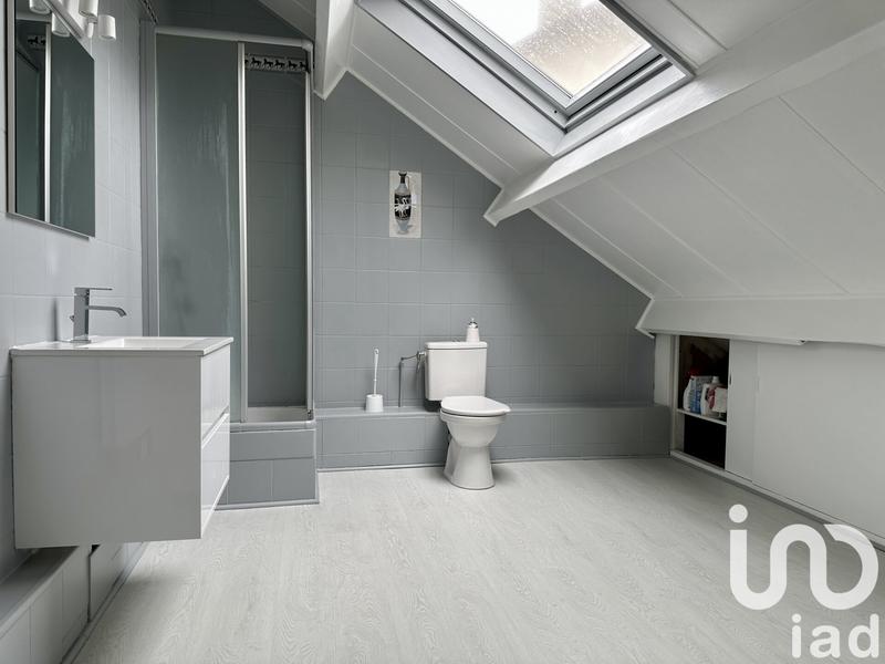 Maison - 97 m² - 5 pièces