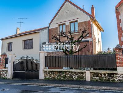 Pavillon - 90 m² - 4 pièces