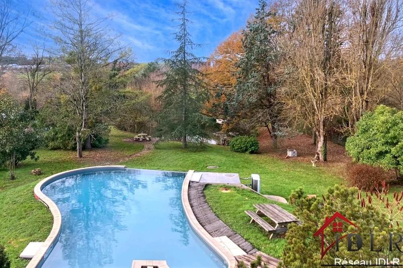 Maison - 175 m² - 5 pièces