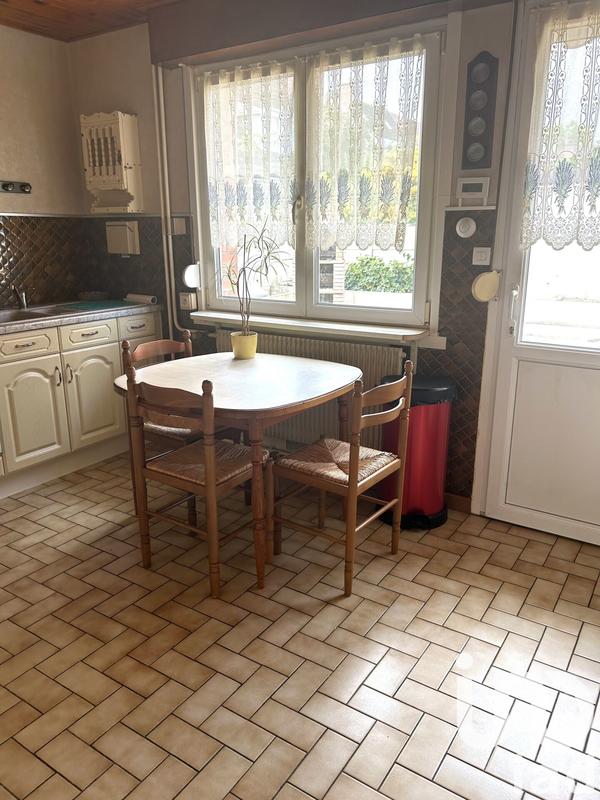 Maison - 95 m² - 6 pièces