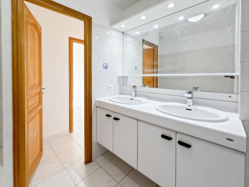 Maison - 144 m² - 5 pièces