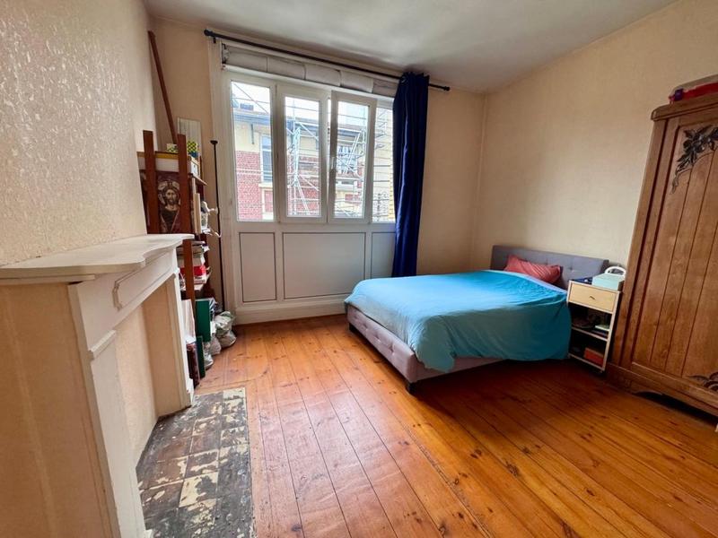 Maison - 180 m² - 7 pièces