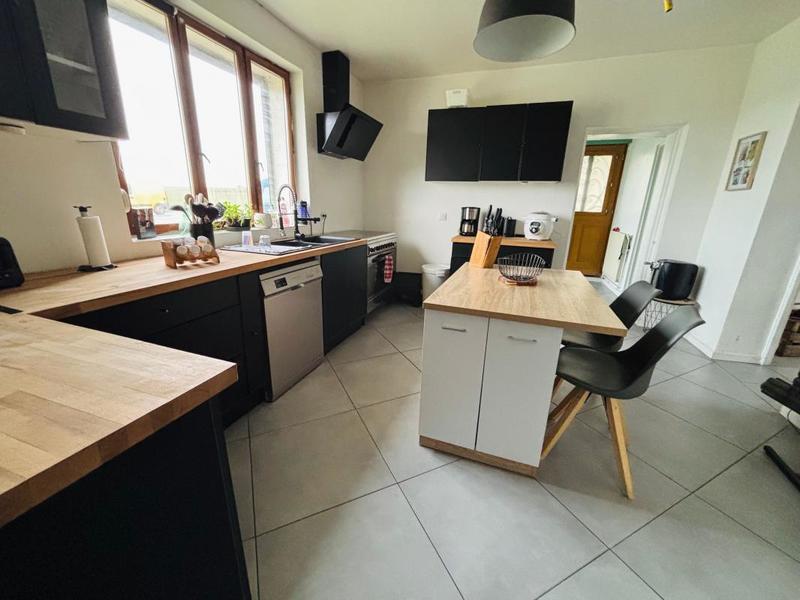 Maison - 138 m² - 3 pièces