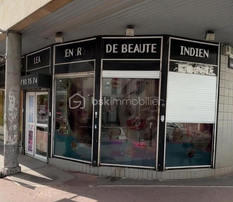 Beauté / Bien-être - 57 m²