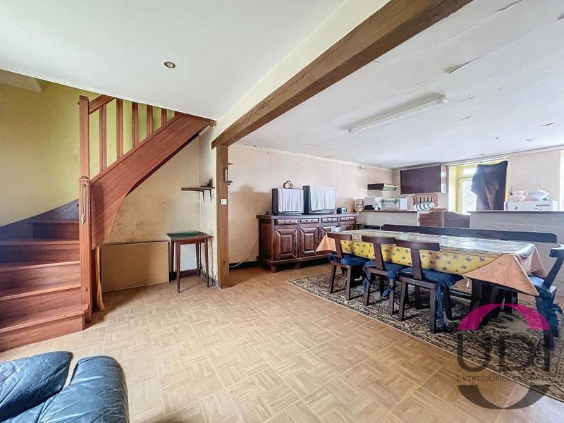 Maison - 104 m² - 4 pièces