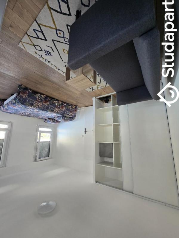 Chambre - 9 m² - 1 pièce