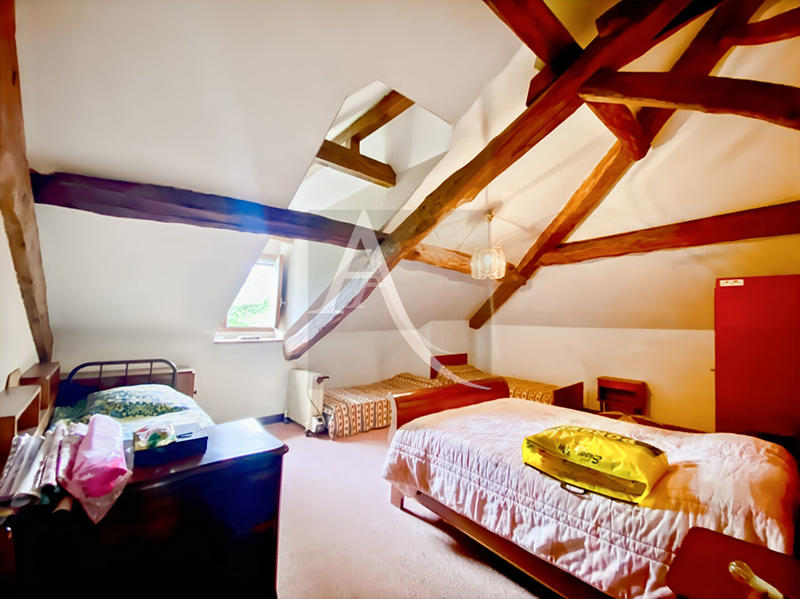 Maison - 171 m² - 7 pièces