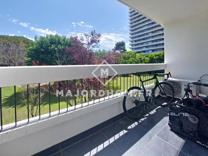 Appartement - 100 m² - 5 pièces