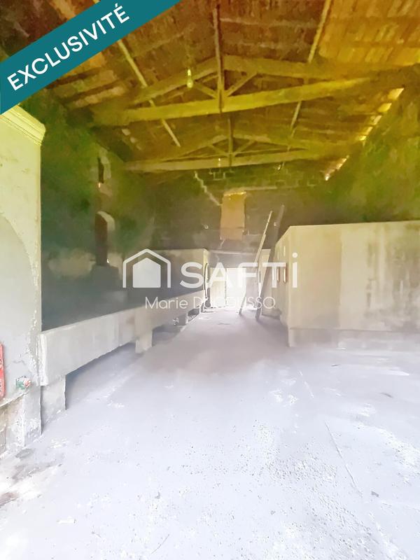 Maison - 320 m² - 8 pièces