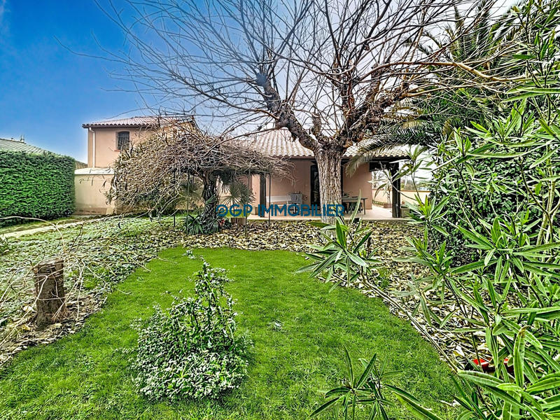 Maison traditionnelle - 150 m² - 4 pièces