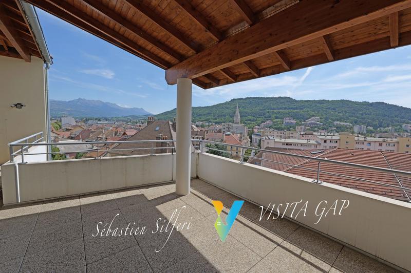 Appartement - 106 m² - 3 pièces