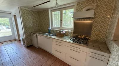 Remise - 160 m² - 5 pièces