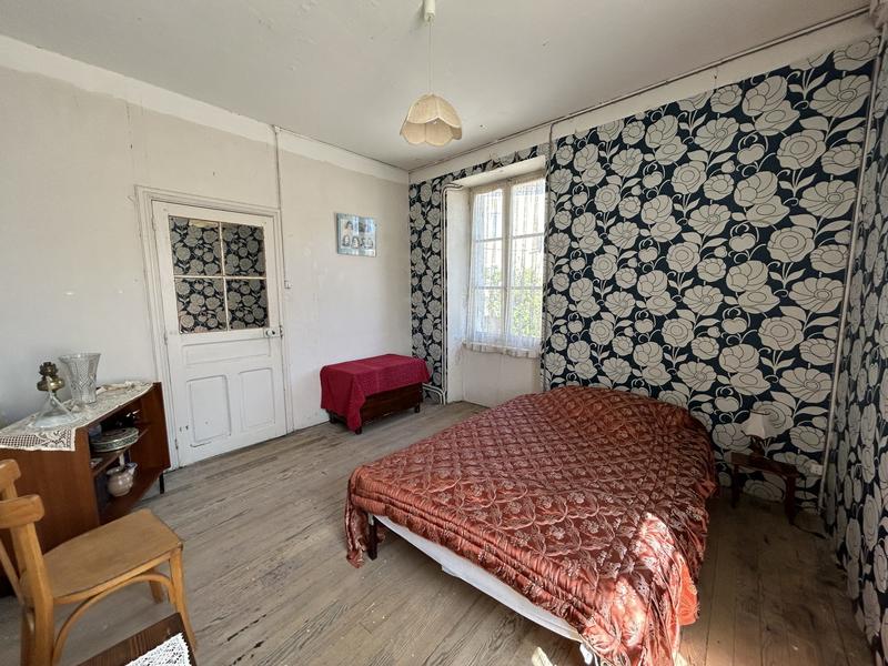 Maison ancienne - 156 m² - 8 pièces