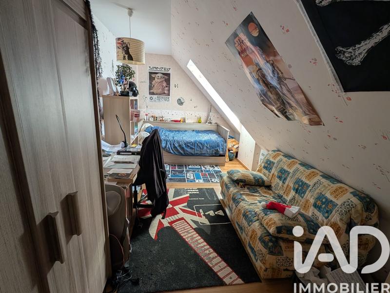 Maison - 177 m² - 7 pièces