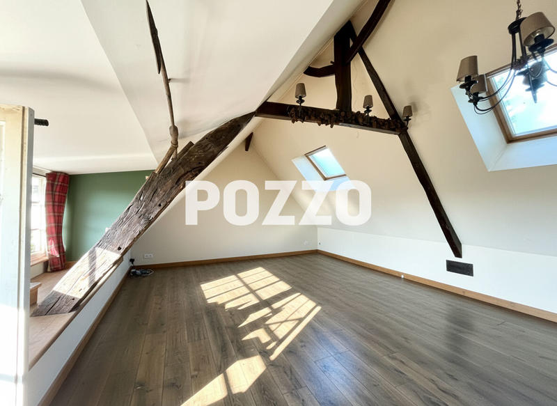 Maison - 95 m² - 4 pièces