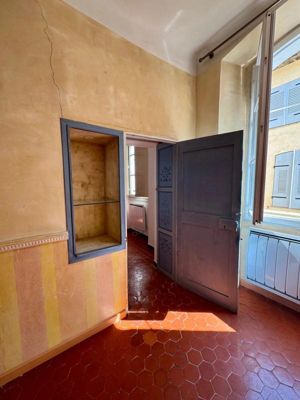 Appartement - 93 m² - 3 pièces