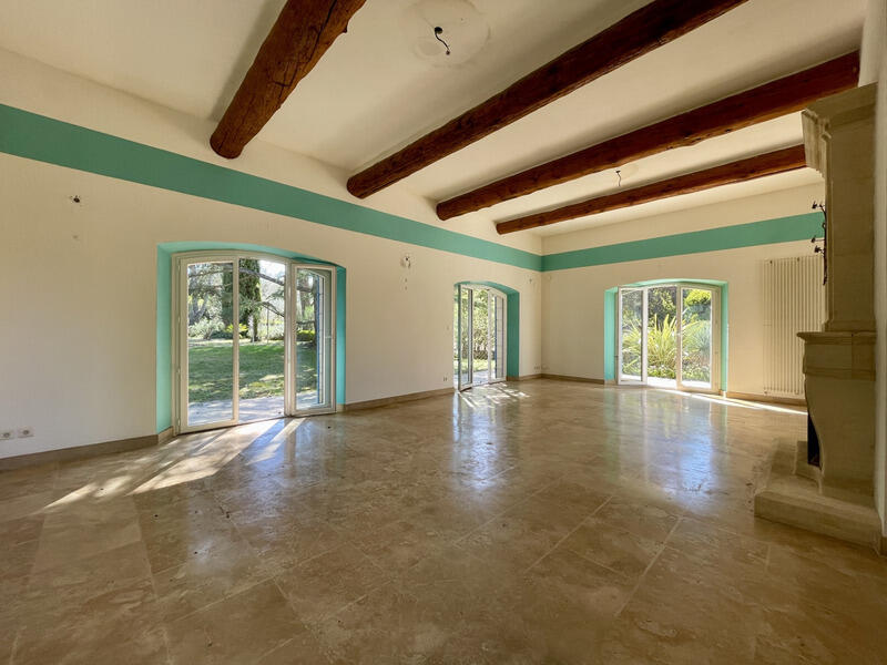 Maison - 290 m² - 10 pièces