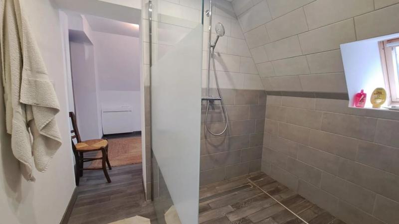 Maison - 300 m² - 10 pièces