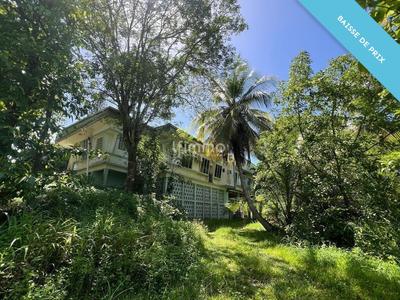 Villa - 395 m² - 16 pièces