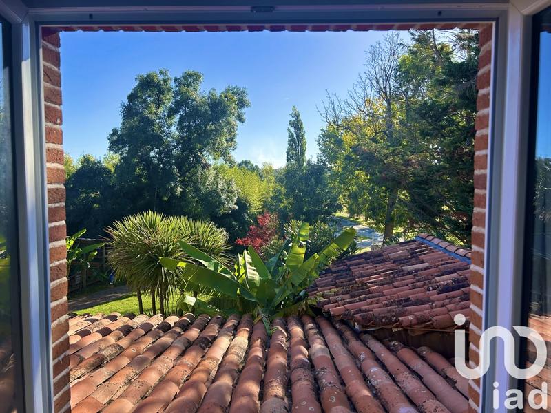 Maison - 825 m² - 15 pièces